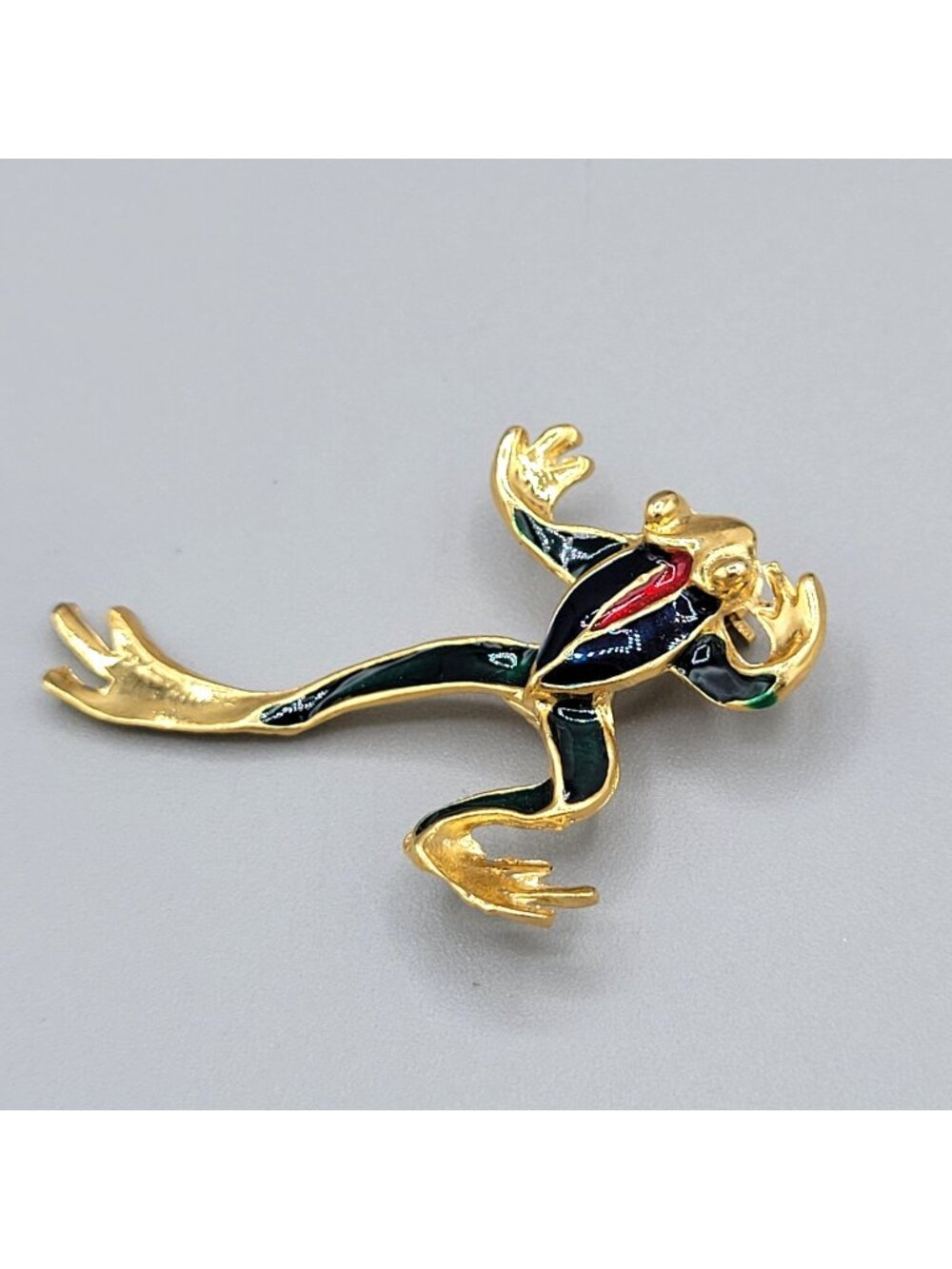 Jumping Tree Frog Brooch Pin Dark Green and Red Enamel Gold Tone Vintage
